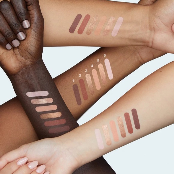 🆕 R.E.M. Beauty midnight shadows eyeshadow palette - Babydoll - Picture 8 of 8